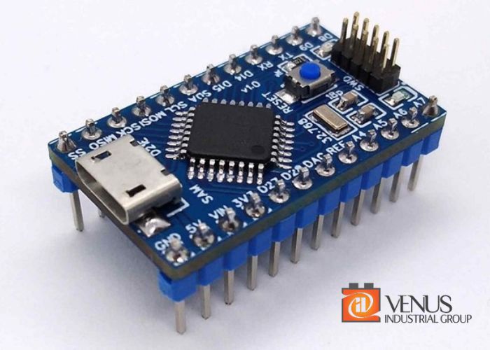 فرق میکروکنترلر avr با میکروکنترلر arm