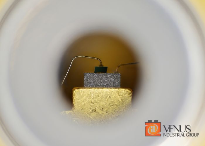 ساختار دیود لیزری